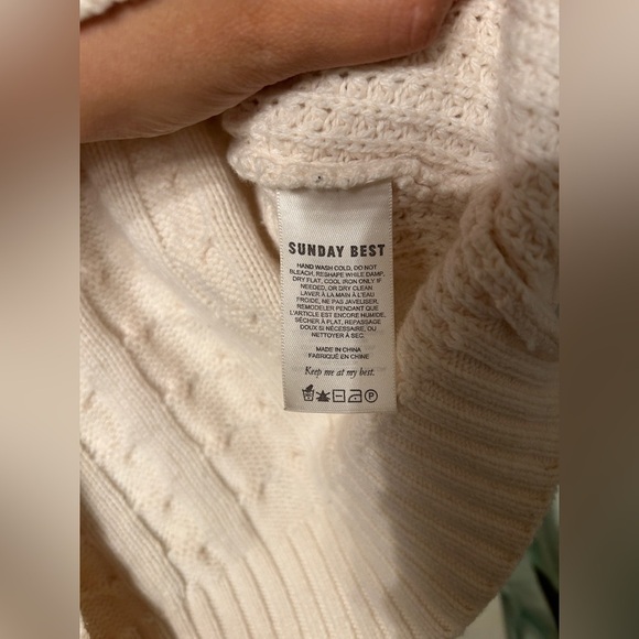 Aritzia Sunday Best Cable Knit White Pullover V-Neck Sweater Vest Women’s XS - Picture 4 of 8